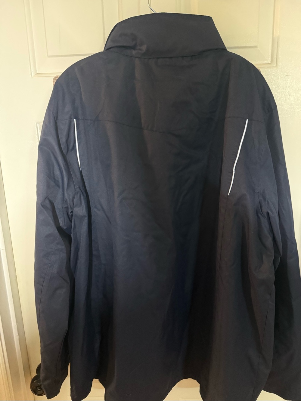 LabCorp Men's Navy Performance Rain Jacket - Picture 4 of 7